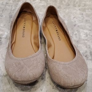 Nwot lucky brand ballet flats 7 5
